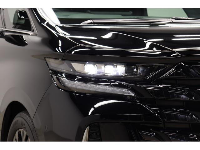 ヴェルファイアハイブリッド Ｚ　プレミア　４ＷＤ　ＪＢＬサウンドシステム＆１４インチ後席モニター　左右独立ムーンルーフ　ドラレコ付デジタルミラー　トヨタチームメイトアドバンストパーク　シートヒーター＆ベンチレーション　ＰＶＭ　ＢＳＭ　ＨＵＤ（18枚目）