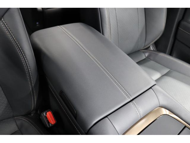 ヴェルファイアハイブリッド Ｚ　プレミア　４ＷＤ　ＪＢＬサウンドシステム＆１４インチ後席モニター　左右独立ムーンルーフ　ドラレコ付デジタルミラー　トヨタチームメイトアドバンストパーク　シートヒーター＆ベンチレーション　ＰＶＭ　ＢＳＭ　ＨＵＤ（55枚目）