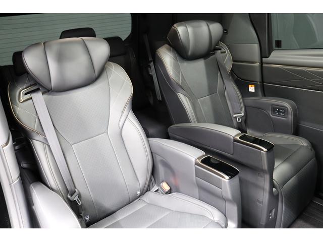 ヴェルファイアハイブリッド Ｚ　プレミア　４ＷＤ　ＪＢＬサウンドシステム＆１４インチ後席モニター　左右独立ムーンルーフ　ドラレコ付デジタルミラー　トヨタチームメイトアドバンストパーク　シートヒーター＆ベンチレーション　ＰＶＭ　ＢＳＭ　ＨＵＤ（68枚目）