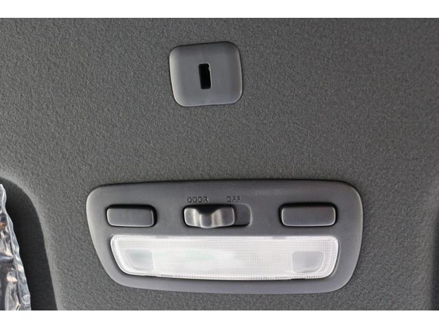 ハイエースバン ロングスーパーＧＬ　ダークプライムＳ　寒冷地仕様　ＬＥＤリアフォグ　パノラミックビューモニター　デジタルインナーミラー　両側電動スライドドア　ＴＳＳ　ＡＣ１００Ｖ／１５００Ｗコンセント　ワンオーナー　２０周年記念スカッフプレート（45枚目）