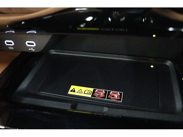 ヴェルファイアハイブリッド Ｚ　プレミア　サンセットブラウン本革内装　１３．２後席モニター　ユニバーサルステップ　デジタルインナーミラー　左右独立ムーンルーフ　パノラミックビューモニター　シートベンチレーション　タッチトレーサー（50枚目）