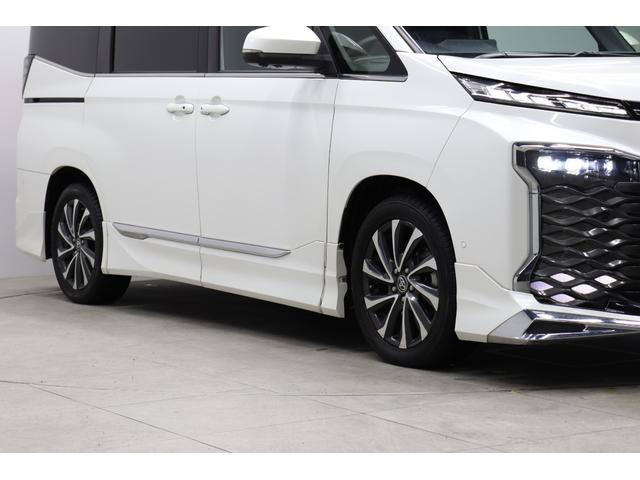 ヴォクシー Ｓ－Ｚ　モデリスタエアロ　１０．５型ナビ　１４型後席ＴＶ　デジタルキー　ＤＶＤデッキ　前後ドラレコ　全方位モニター　ブラインドスポットモニター　ハンズフリー電動スライド　電動バックドア　後席オットマン（22枚目）