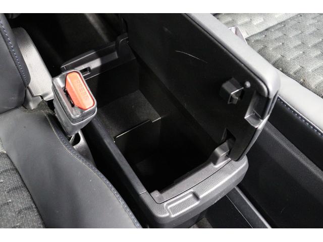 ヴォクシー Ｓ－Ｚ　モデリスタエアロ　１０．５型ナビ　１４型後席ＴＶ　デジタルキー　ＤＶＤデッキ　前後ドラレコ　全方位モニター　ブラインドスポットモニター　ハンズフリー電動スライド　電動バックドア　後席オットマン（57枚目）