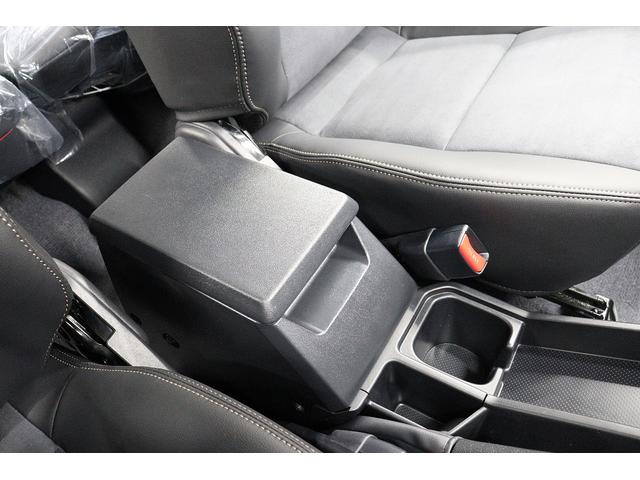 ランドクルーザー70 AX 登録済み未使用車 丸目LEDヘッドライト 電動デフロック クルーズコントロール バックモニター内臓自動防眩ミラー 純正16インチアルミホイール アルミ製サイドステップ トヨタセーフティセンス搭載(42枚目)