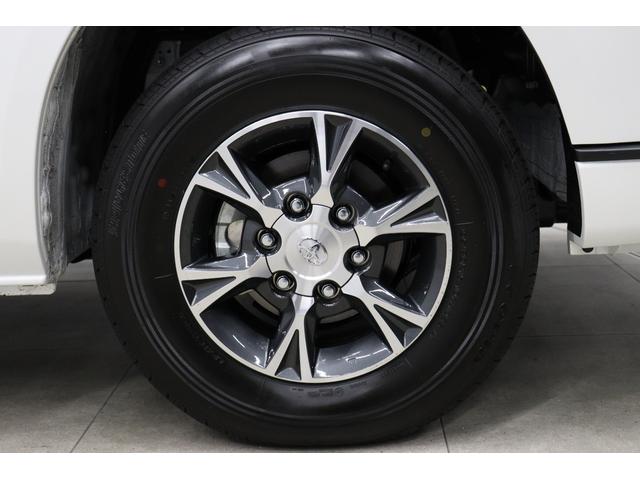 ハイエースバン ロングスーパーＧＬ　ダークプライムＳ　４ＷＤ　１５インチＡＷ　ディーゼルターボ　全周囲モニター　デジタルミラー　専用ハーフレザーシート　両側電動スライドドア　２０周年プレート　トヨタセーフティセンス搭載　ＬＥＤヘッドランプ＆フォグランプ（20枚目）