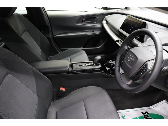 プリウス Ｕ　２０２５年式　純正ディスプレイオーディオ　ＡｐｐｌｅＣａｒＰｌａｙ／ＡｎｄｒｏｉｄＡｕｔｏ対応　フルセグＴＶ　バックカメラ　トヨタセーフティセンス　ＡＣ１００Ｖ／１５００Ｗコンセント　ＥＴＣ２．０（40枚目）