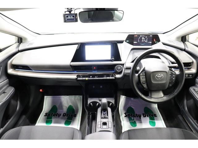 プリウス U トヨタセーフティーセンス拡張パック オプション上級シートグラディエントブラック内装 シートヒーター ブラインドスポットモニター パノラミックビューモニター 前後ドライブレコーダー 純正17インチAW(34枚目)