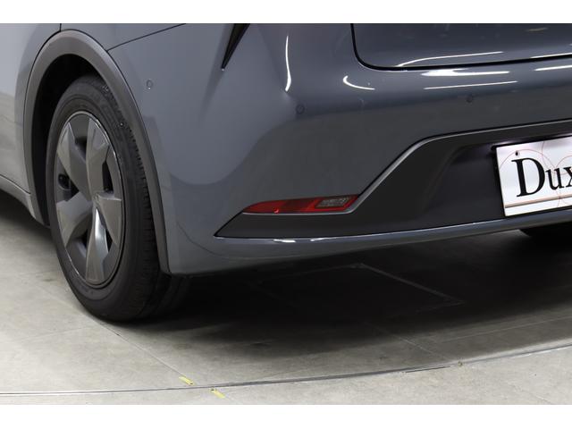 プリウス Ｕ　トヨタセーフティーセンス拡張パック　シートヒーター　ブラインドスポットモニター　パノラミックビューモニター　前後ドラレコ　純正１７インチアルミホイール　ＥＴＣ２．０　フルセグＴＶ（33枚目）