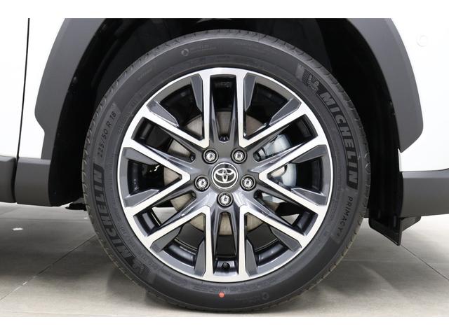 カローラクロス ハイブリッド　Ｚ　パノラマルーフ　パノラミックビューモニター　トヨタチームメイト　アドバンストパーク　パワーバックドア　シートヒーター＆ベンチレーション　ブラインドスポットモニター　ＥＴＣ２．０　純正１０．５型ナビ（15枚目）