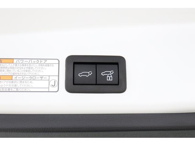 カローラクロス ハイブリッド　Ｚ　パノラマルーフ　パノラミックビューモニター　パワーバックドア　チームメイトアドバンストパーク　シートヒーター＆ベンチレーション　シグナルロードプロジェクション　ＡＣ１００Ｖ／１５００Ｗ　ナノイーＸ（39枚目）