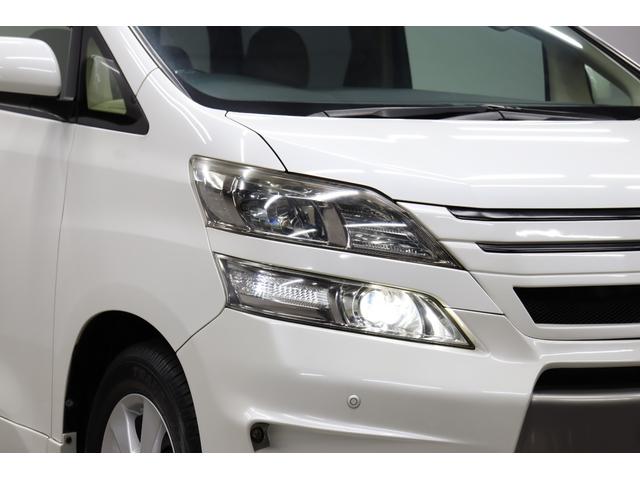 ヴェルファイア ２．４Ｘ　社外エアロ　カロッツェリアナビ　バックカメラ　フロントビューカメラ　ＨＩＤヘッドランプ　後席モニター　革調シートカバー　レーダー探知機　前後ドライブレコーダー　ＥＴＣ　木目インパネ取付　純正アルミ（13枚目）