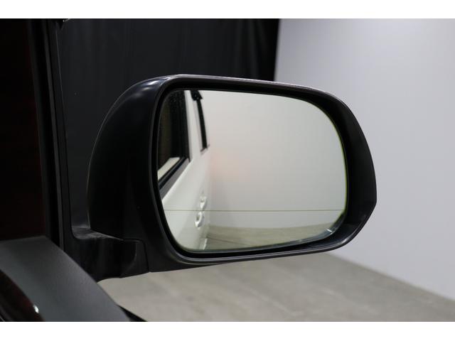 ヴェルファイア ２．４Ｘ　社外エアロ　カロッツェリアナビ　バックカメラ　フロントビューカメラ　ＨＩＤヘッドランプ　後席モニター　革調シートカバー　レーダー探知機　前後ドライブレコーダー　ＥＴＣ　木目インパネ取付　純正アルミ（25枚目）