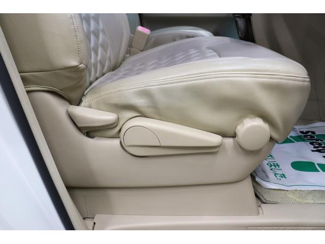 ヴェルファイア ２．４Ｘ　社外エアロ　カロッツェリアナビ　バックカメラ　フロントビューカメラ　ＨＩＤヘッドランプ　後席モニター　革調シートカバー　レーダー探知機　前後ドライブレコーダー　ＥＴＣ　木目インパネ取付　純正アルミ（38枚目）