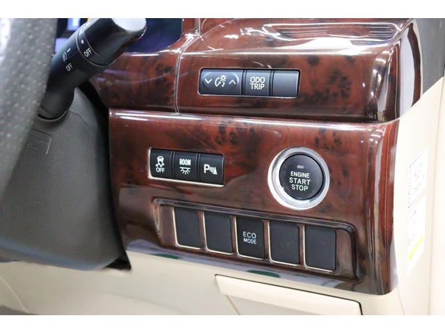 ヴェルファイア ２．４Ｘ　社外エアロ　カロッツェリアナビ　バックカメラ　フロントビューカメラ　ＨＩＤヘッドランプ　後席モニター　革調シートカバー　レーダー探知機　前後ドライブレコーダー　ＥＴＣ　木目インパネ取付　純正アルミ（68枚目）