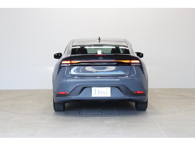 プリウス Ｕ　純正８インチディスプレイオーディオＡｐｐｌｅＣａｒＰｌａｙ／ＡｎｄｒｏｉｄＡｕｔｏ対応　クルーズコントロール　フルセグＴＶ　　バックモニター　ＥＴＣ２．０　ＡＣ１００Ｖ／１５００Ｗコンセント（5枚目）