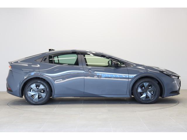 プリウス Ｕ　純正８インチディスプレイオーディオＡｐｐｌｅＣａｒＰｌａｙ／ＡｎｄｒｏｉｄＡｕｔｏ対応　クルーズコントロール　フルセグＴＶ　　バックモニター　ＥＴＣ２．０　ＡＣ１００Ｖ／１５００Ｗコンセント（7枚目）