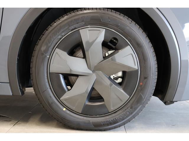 プリウス Ｕ　純正８インチディスプレイオーディオＡｐｐｌｅＣａｒＰｌａｙ／ＡｎｄｒｏｉｄＡｕｔｏ対応　クルーズコントロール　フルセグＴＶ　　バックモニター　ＥＴＣ２．０　ＡＣ１００Ｖ／１５００Ｗコンセント（17枚目）