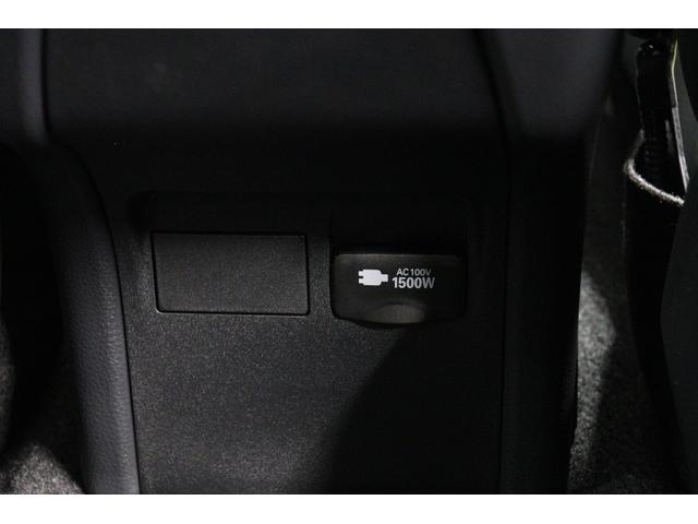 プリウス Ｕ　純正８インチディスプレイオーディオＡｐｐｌｅＣａｒＰｌａｙ／ＡｎｄｒｏｉｄＡｕｔｏ対応　クルーズコントロール　フルセグＴＶ　　バックモニター　ＥＴＣ２．０　ＡＣ１００Ｖ／１５００Ｗコンセント（75枚目）