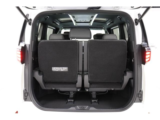 アルファード Ｚ　モデリスタエアロ　１３．２型後席モニター　左右独立ムーンルーフ　ドラレコ機能付デジタルインナーミラー　純正１４インチナビ　パノラミックビューモニター　ブラインドスポットモニター　ＥＴＣ２．０（33枚目）
