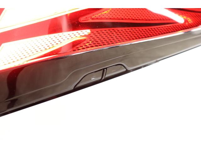 アルファード Ｚ　モデリスタエアロ　１３．２型後席モニター　左右独立ムーンルーフ　ドラレコ機能付デジタルインナーミラー　純正１４インチナビ　パノラミックビューモニター　ブラインドスポットモニター　ＥＴＣ２．０（37枚目）