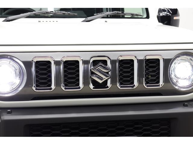 ジムニーノマド ＦＣ　登録未使用車　スズキセーフティーサポート　シートヒーター　デュアルカメラブレーキサポート　クルーズコントロール　スマートキー　ＬＥＤヘッドライト　ダウンヒルアシスタントコントロール　純正１５ＡＷ（17枚目）