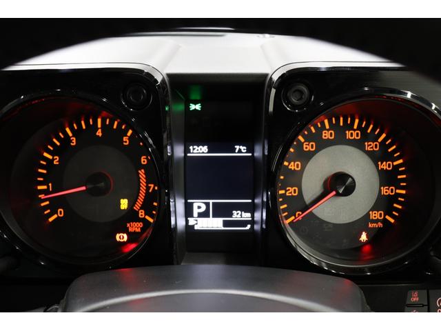 ジムニーノマド ＦＣ　登録未使用車　スズキセーフティーサポート　シートヒーター　デュアルカメラブレーキサポート　クルーズコントロール　スマートキー　ＬＥＤヘッドライト　ダウンヒルアシスタントコントロール　純正１５ＡＷ（65枚目）