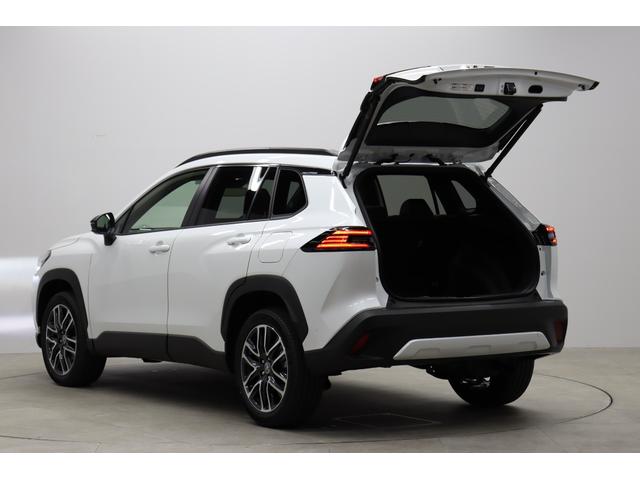 カローラクロス ハイブリッド　Ｚ　パノラマルーフ　パノラミックビューモニター　トヨタチームメイト　アドバンストパーク　パワーバックドア　シートヒーター＆ベンチレーション　ブラインドスポットモニター　ＥＴＣ２．０　純正１０．５型ナビ（28枚目）