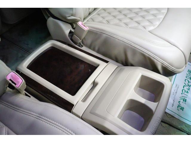 ヴェルファイア ２．４Ｘ　社外エアロ　カロッツェリアナビ　バックカメラ　フロントビューカメラ　ＨＩＤヘッドランプ　後席モニター　革調シートカバー　レーダー探知機　前後ドライブレコーダー　ＥＴＣ　木目インパネ取付　純正アルミ（39枚目）