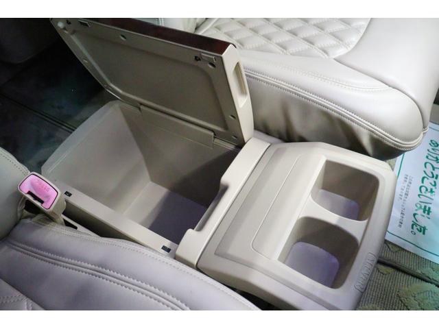 ヴェルファイア ２．４Ｘ　社外エアロ　カロッツェリアナビ　バックカメラ　フロントビューカメラ　ＨＩＤヘッドランプ　後席モニター　革調シートカバー　レーダー探知機　前後ドライブレコーダー　ＥＴＣ　木目インパネ取付　純正アルミ（40枚目）