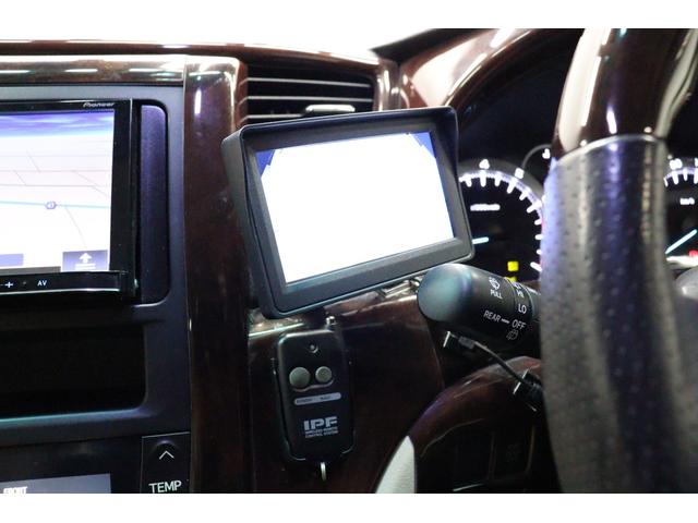 ヴェルファイア ２．４Ｘ　社外エアロ　カロッツェリアナビ　バックカメラ　フロントビューカメラ　ＨＩＤヘッドランプ　後席モニター　革調シートカバー　レーダー探知機　前後ドライブレコーダー　ＥＴＣ　木目インパネ取付　純正アルミ（63枚目）