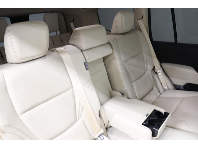 ランドクルーザー ＺＸ　年次改良モデル　モデリスタエアロ　ＪＢＬプレミアムサウンド　１２．３インチコネクティッドナビ　ＣＯＯＬＢＯＸ　ムーンルーフ　ルーフレール　パノラミックビューモニター　ブラインドスポットモニター（49枚目）