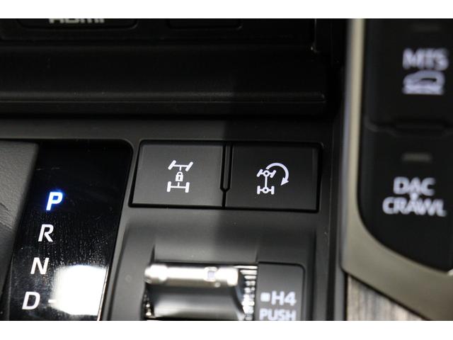 ランドクルーザー ＺＸ　年次改良モデル　モデリスタエアロ　ＪＢＬプレミアムサウンド　１２．３インチコネクティッドナビ　ＣＯＯＬＢＯＸ　ムーンルーフ　ルーフレール　パノラミックビューモニター　ブラインドスポットモニター（64枚目）