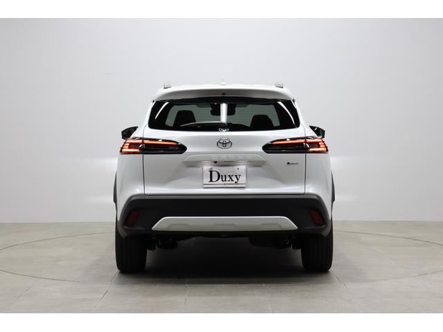 カローラクロス ハイブリッド　Ｚ　パノラマルーフ　パノラミックビューモニター　トヨタチームメイト　アドバンストパーク　パワーバックドア　シートヒーター＆ベンチレーション　ブラインドスポットモニター　ＥＴＣ２．０　純正１０．５型ナビ（5枚目）