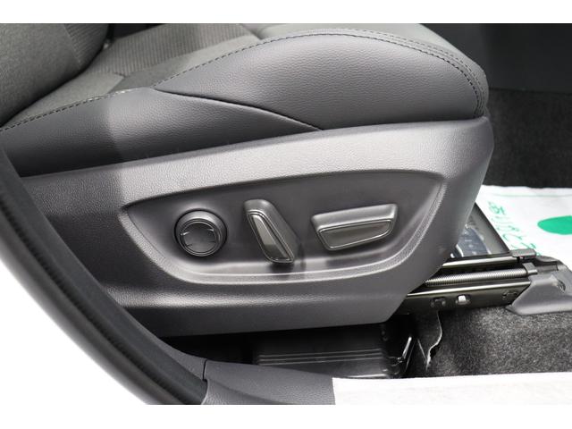 カローラクロス ハイブリッド　Ｚ　パノラマルーフ　パノラミックビューモニター　トヨタチームメイト　アドバンストパーク　パワーバックドア　シートヒーター＆ベンチレーション　ブラインドスポットモニター　ＥＴＣ２．０　純正１０．５型ナビ（37枚目）