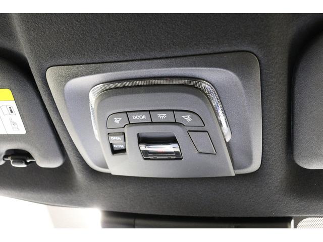 カローラクロス ハイブリッド　Ｚ　パノラマルーフ　パノラミックビューモニター　トヨタチームメイト　アドバンストパーク　パワーバックドア　シートヒーター＆ベンチレーション　ブラインドスポットモニター　ＥＴＣ２．０　純正１０．５型ナビ（43枚目）