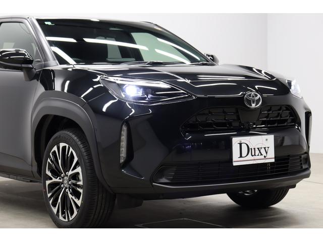 ヤリスクロス ハイブリッドＺ　登録済未使用車　トヨタチームメイト　全周囲モニター　ブラインドスポットモニター　パーキングアシスト　純正コネクティッドナビ　ＨＤＭＩ　シートヒーター　ステアリングヒーター　クリアランスソナー（17枚目）