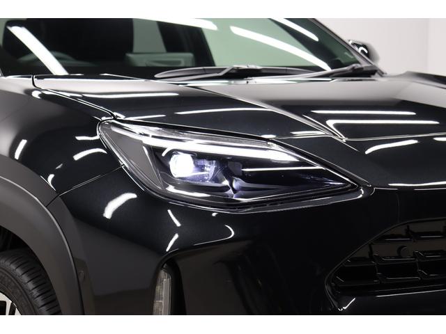 ヤリスクロス ハイブリッドＺ　登録済未使用車　トヨタチームメイト　全周囲モニター　ブラインドスポットモニター　パーキングアシスト　純正コネクティッドナビ　ＨＤＭＩ　シートヒーター　ステアリングヒーター　クリアランスソナー（19枚目）