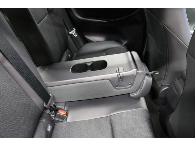 ヤリスクロス ハイブリッドＺ　登録済未使用車　トヨタチームメイト　全周囲モニター　ブラインドスポットモニター　パーキングアシスト　純正コネクティッドナビ　ＨＤＭＩ　シートヒーター　ステアリングヒーター　クリアランスソナー（35枚目）