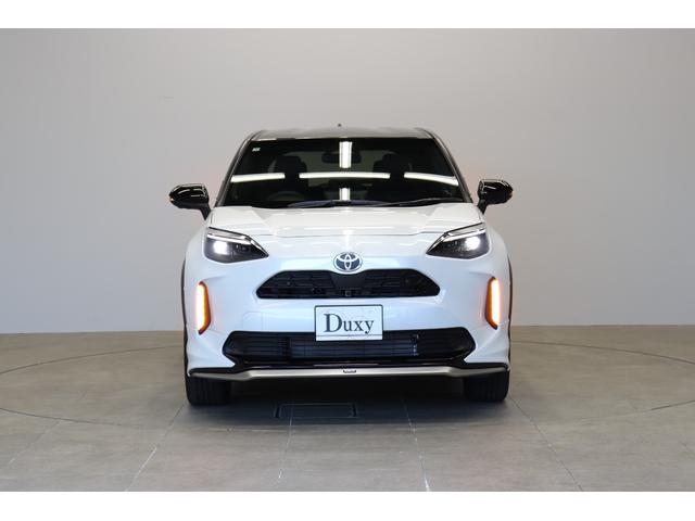 ヤリスクロス ハイブリッドＺ　登録済未使用車　モデリスタエアロ　パワーバックドア　トヨタチームメイト　Ｔコネクトナビｐｌｕｓ　全周囲モニター　ＢＳＭ　パワーシート　シートヒーター　ステアリングヒーター　ＨＤＭＩ　ＥＴＣ２．０（8枚目）