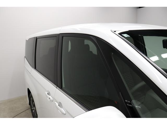 ヴォクシー ハイブリッドＳ－Ｚ　Ｒ８年式　改モデル　快適利便パッケージＨｉｇｈ　トヨタチームメイト　アドバンストパーク　１０．５インチコネクトナビ　パノラミックビューモニター　ブラインドスポットモニター　デジタルミラー　ＨＵＤ（26枚目）