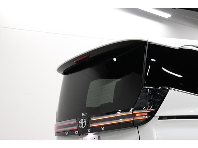 ヴォクシー ハイブリッドＳ－Ｚ　Ｒ８年式　改モデル　快適利便パッケージＨｉｇｈ　トヨタチームメイト　アドバンストパーク　１０．５インチコネクトナビ　パノラミックビューモニター　ブラインドスポットモニター　デジタルミラー　ＨＵＤ（27枚目）