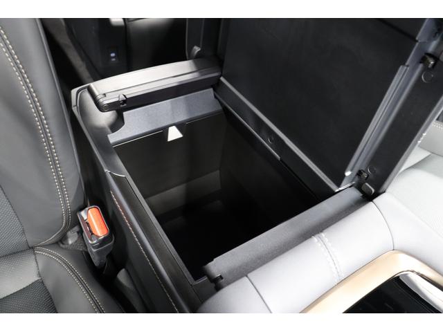 アルファード Ｚ　２０２５年式改モデル　ＪＢＬサウンド＆１４インチ後席モニター　左右独立ムーンルーフ　寒冷地仕様　前後ドラレコ機能付デジタルミラー　ユニバーサルステップ　トヨタチームメイト　ヘッドアップディスプレイ（45枚目）