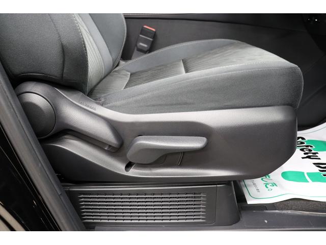 アルファードハイブリッド Ｘ　改モデル　パノラミックビューモニター　ブラインドスポットモニター　ドラレコ機能付デジタルインナーミラー　１３．２インチリヤモニター　トヨタセーフティセンス　プリクラッシュセーフティ　両側パワースライド（41枚目）