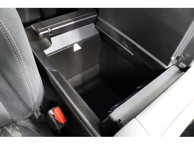 アルファードハイブリッド Ｘ　改モデル　パノラミックビューモニター　ブラインドスポットモニター　ドラレコ機能付デジタルインナーミラー　１３．２インチリヤモニター　トヨタセーフティセンス　プリクラッシュセーフティ　両側パワースライド（58枚目）