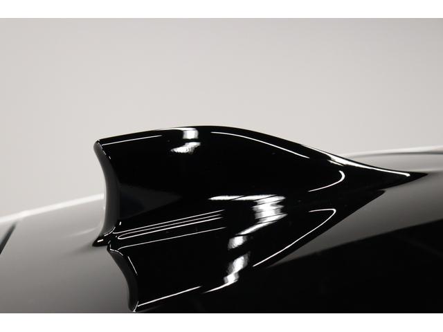 プリウス Ｚ　年次改良モデル　パノラマルーフ　Ｚ専用赤内装　寒冷地　１２．３インチコネクティッドナビ　パノラミックビューモニター　ブラインドスポットモニター　ドラレコ機能付きデジタルインナーミラー　パワートランク（26枚目）