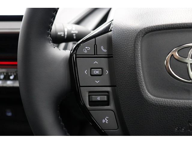 プリウス Ｚ　年次改良モデル　パノラマルーフ　Ｚ専用赤内装　寒冷地　１２．３インチコネクティッドナビ　パノラミックビューモニター　ブラインドスポットモニター　ドラレコ機能付きデジタルインナーミラー　パワートランク（75枚目）