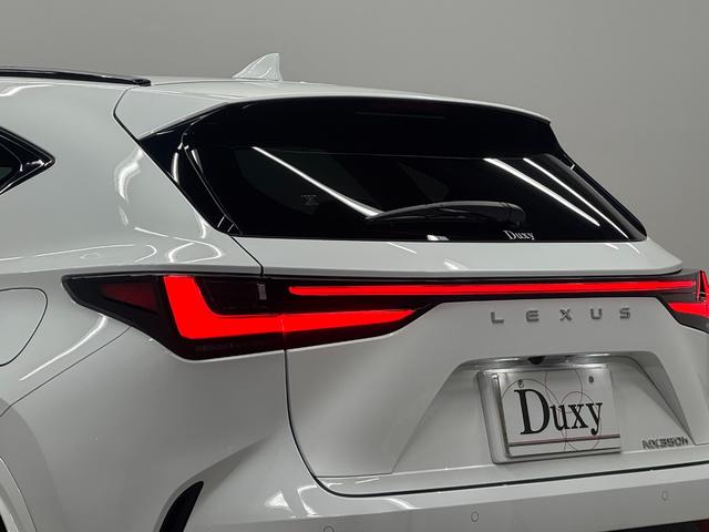 ＮＸ ＮＸ３５０ｈ　Ｆスポーツ　オレンジキャリパー　パノラマルーフ　ヘーゼルインテリア内装　１４インチコネクトナビ　パノラミックビューモニター　ブラインドスポットモニター　ＨＵＤ　ＡＣ１００Ｖ１５００Ｗコンセント　後席電動格納シート（31枚目）