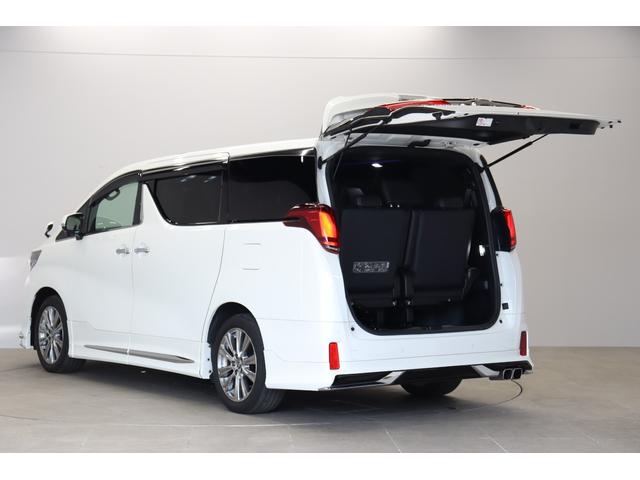 アルファード 2.5S タイプゴールドII ワンオーナー モデリスタエアロ シグネチャーイルミ取付 ツインムーンルーフ アルパインBIGX10インチナビ&後席フリップダウンモニター ブラインドスポットモニター デジタルインナーミラー(34枚目)