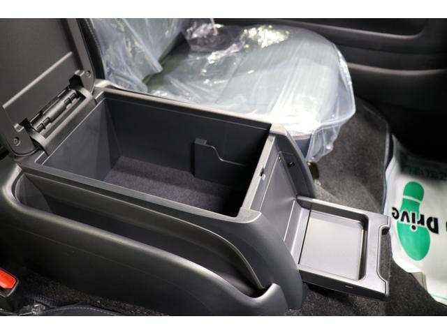 ハイエースバン ロングスーパーGL ダークプライムS 8型最終特別仕様車 寒冷地仕様&リヤフォグ 4WD ディーゼルターボ 登録済未使用車 全周囲モニター デジタルインナーミラー 20周年記念スカッフプレート 両側パワースライド AC100Vコンセント(38枚目)