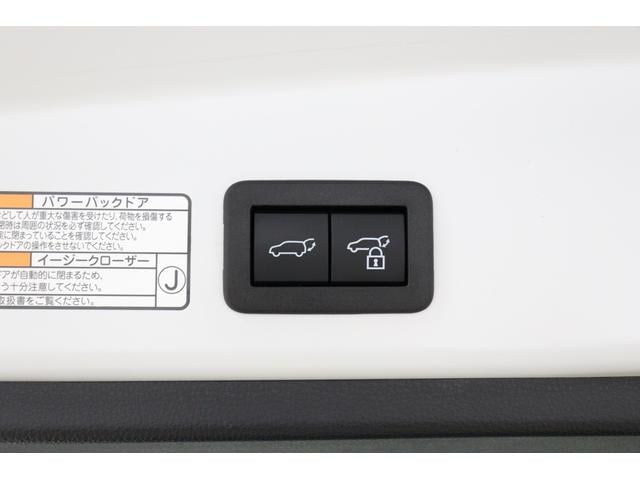 カローラクロス ハイブリッド　Ｚ　パノラマルーフ　寒冷地仕様＆ＬＥＤリアフォグランプ　アドバンストパーク　ステアリングヒーター　全周囲カメラ　ＡＣ１００Ｖ　パワーバックドア　ＢＳＭ　１０．５型ディスプレイオーディオｐｌｕｓ（38枚目）